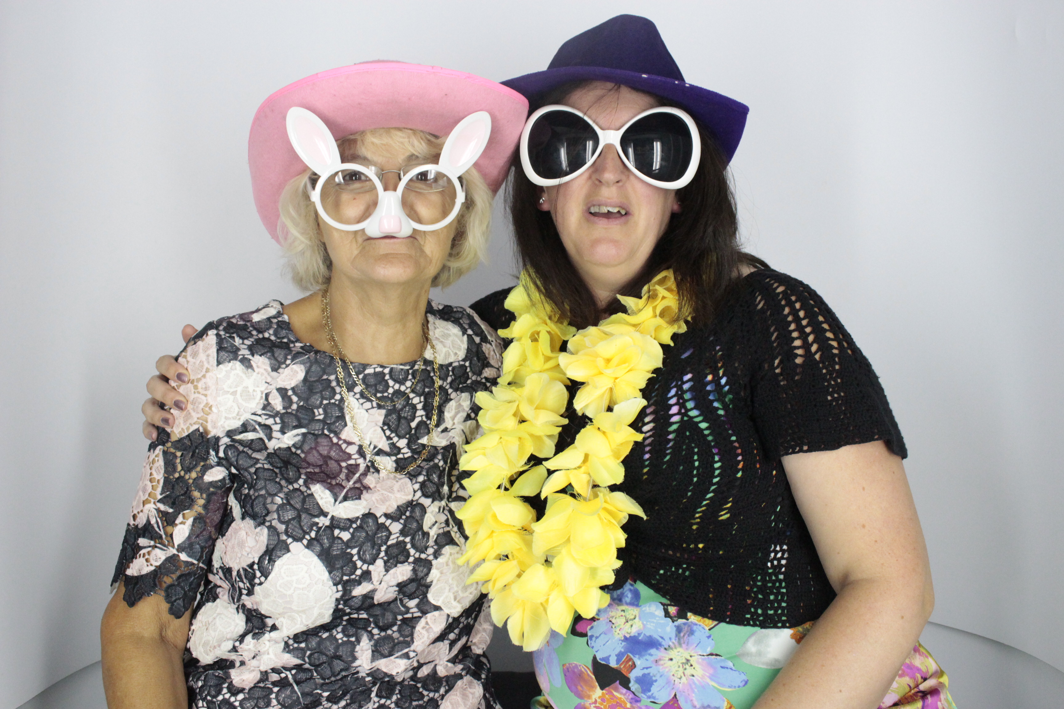  Heather & Daniel's Wedding | View more photos from the event at gallery.myphotoboothexperience.co.uk/u/MyPhotoBoothExperienceLtd/Heather-Daniels-Wedding